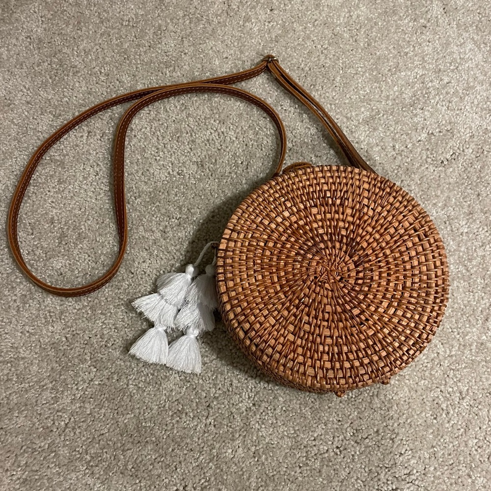 Straw Cross Body Round Bag